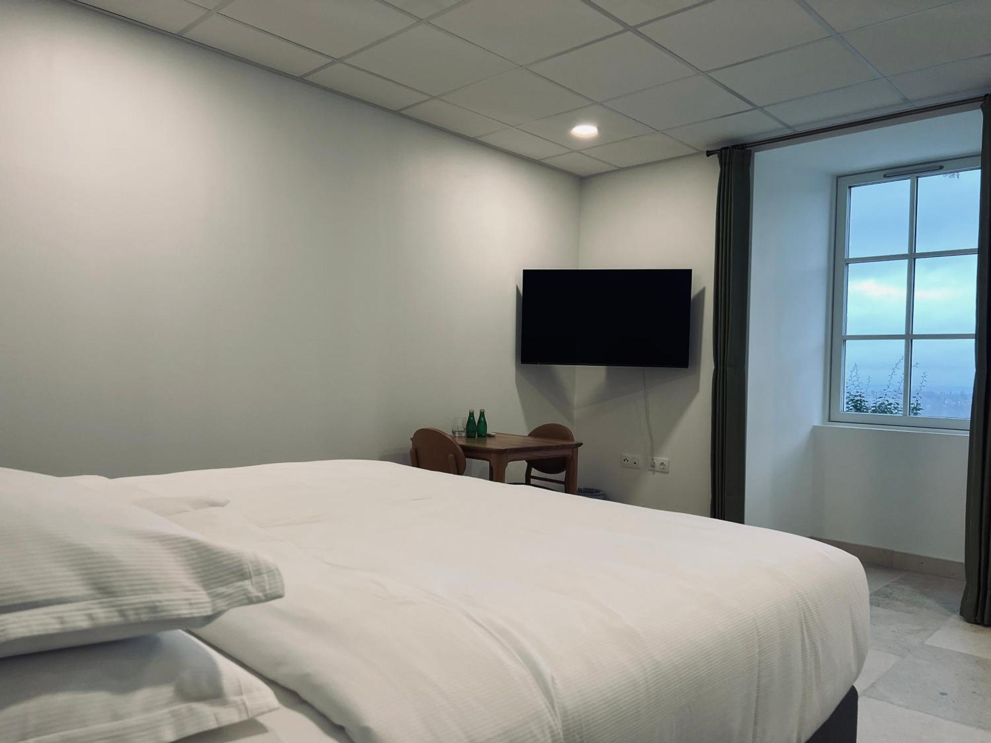 Chateau Lecusse - La Grande Roche - Hotel, Spa, Boutique & Restaurant Broze Esterno foto