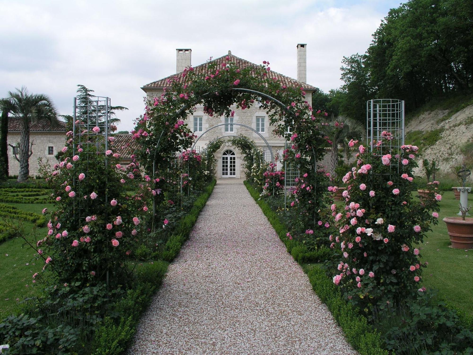 Chateau Lecusse - La Grande Roche - Hotel, Spa, Boutique & Restaurant Broze Esterno foto