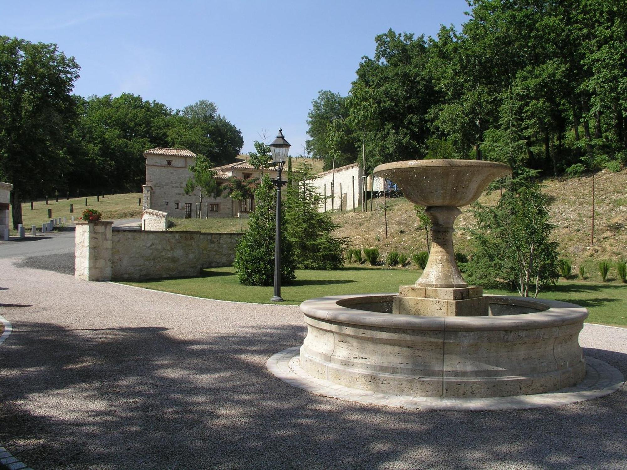 Chateau Lecusse - La Grande Roche - Hotel, Spa, Boutique & Restaurant Broze Esterno foto
