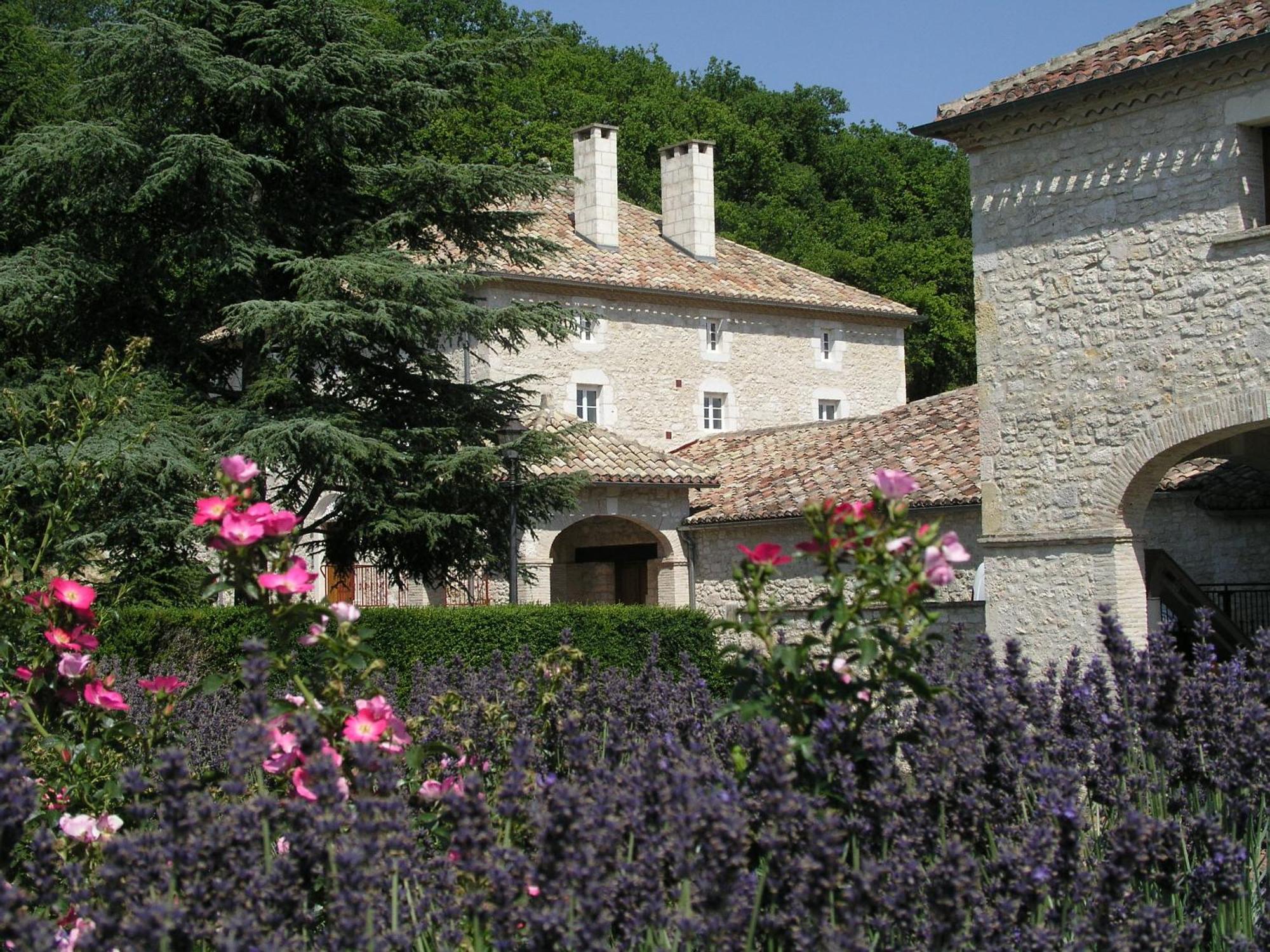 Chateau Lecusse - La Grande Roche - Hotel, Spa, Boutique & Restaurant Broze Esterno foto