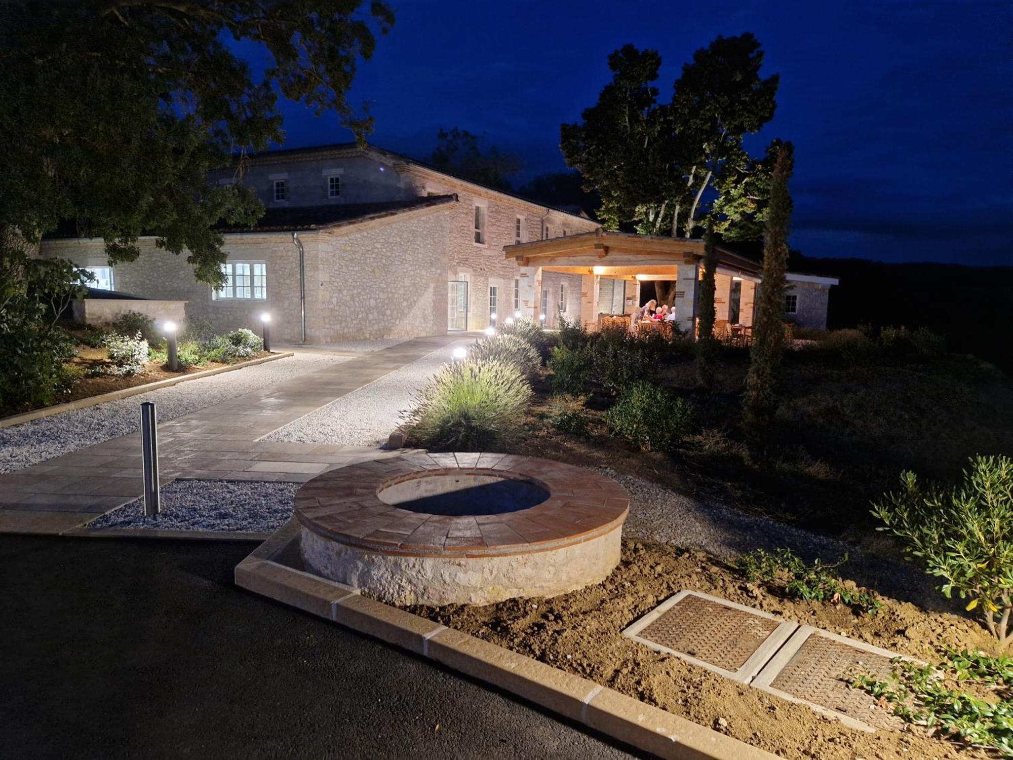 Chateau Lecusse - La Grande Roche - Hotel, Spa, Boutique & Restaurant Broze Esterno foto